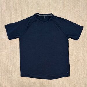 Men’s GapFit Athletic Shirt